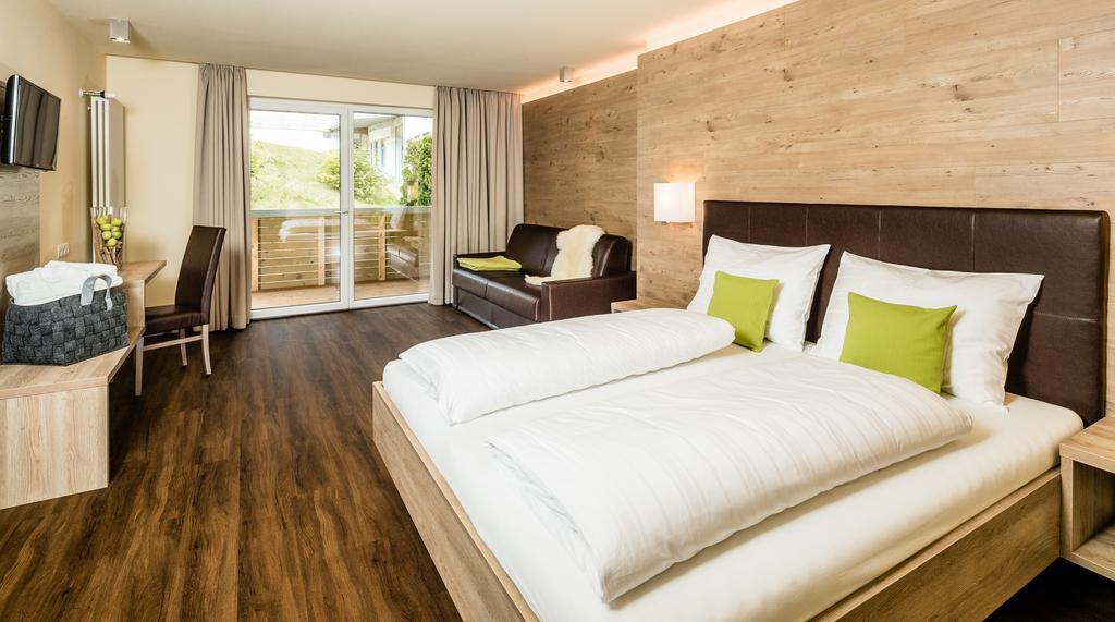 Hotel Aktiv Edelweiss 4*